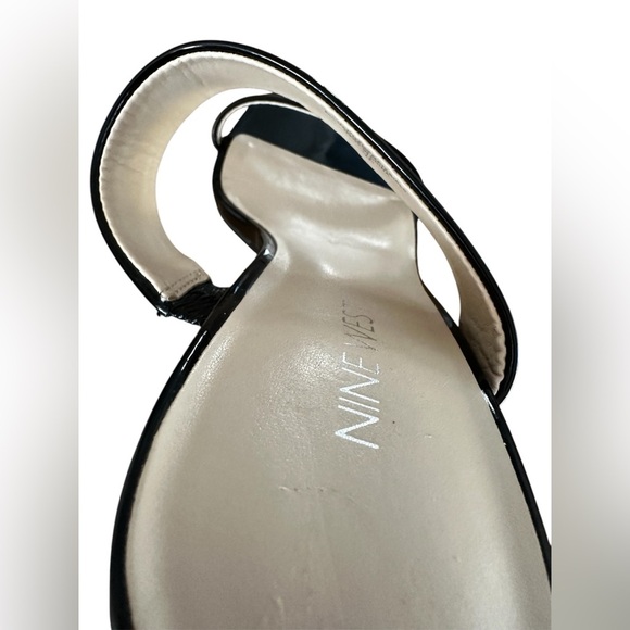 Nine West Women’s Galvin Black Patent Block Heel Sandals - Size 9, 2.5 inch heel - Picture 5 of 7